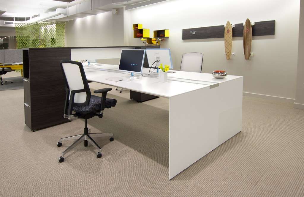 StrongProject can design and install modern office furniture to suit your extroverta nd introvert personality types.
